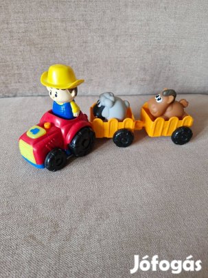 Játék traktor utánfutóval, gazda és állatok - zenélő