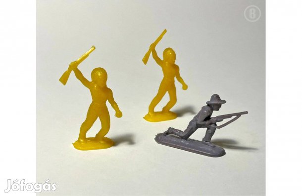 Játékkatonák: 2 indián, 1 cowboy (kb. 3 cm) - (Csak személyesen!)