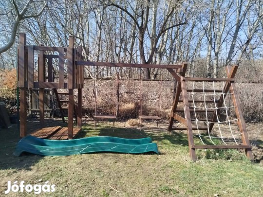 Játszótér eladó
