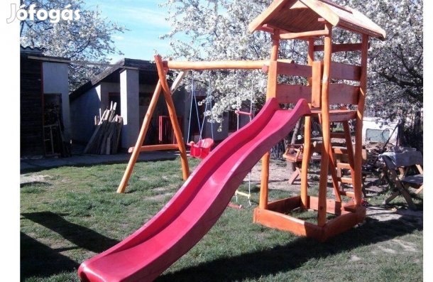 Játszótér fából