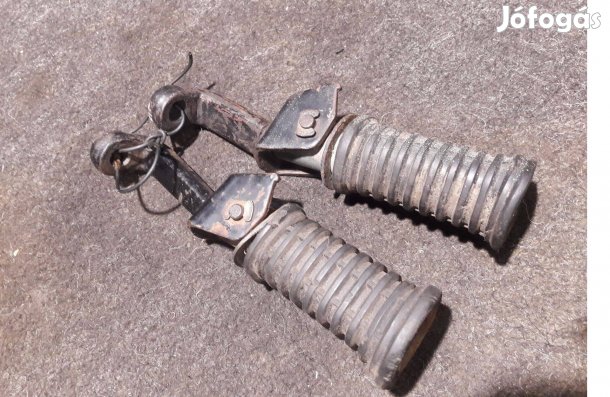 Jawa 350 / 634 / 638 gyári komplett első lábtartó pár