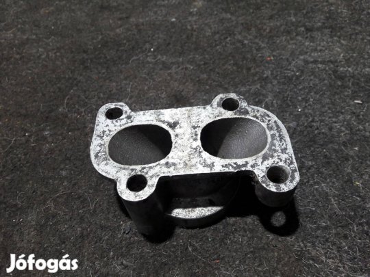 Jawa 350 / 638 / 639 / 640 karburátor szívócsonk közdarab (gyári)