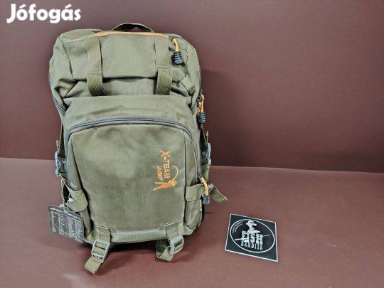 Jaxon X-Team Hátizsák 30/20/50cm/ Fish Bandita