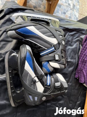 Jég korcsolya Roces 44- és 