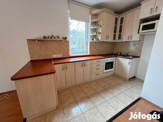 Jegelve! Részben gépesített, használt konyhabútor eladó BP XI. kerület