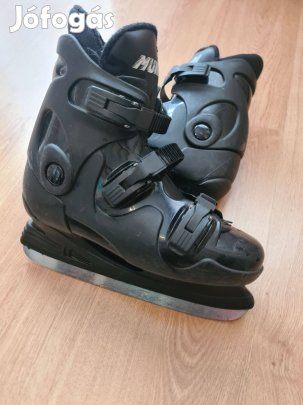 Jégkorcsoja 40es méretben