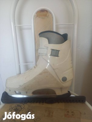 Jégkorcsolya 39, Roces