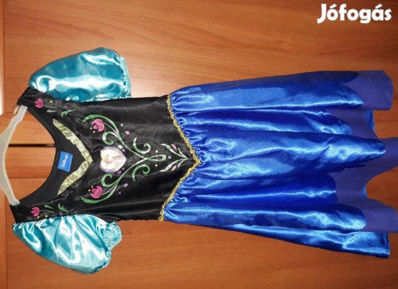 Jégvarázs Anna jelmez