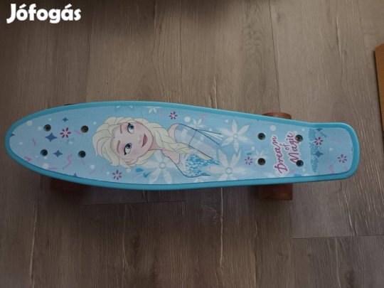Jégvarázsos műanyag gördeszka