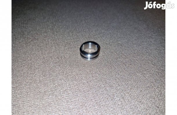 Jegygyűrű, acél gyűrű