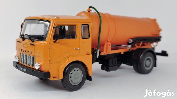 Jekcz P325 SK-82 szippantós teherautó modell 1:43 új bontatlan eladó