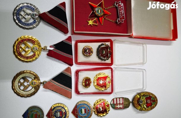 Jelvény, kitüntetés gyűjtemény