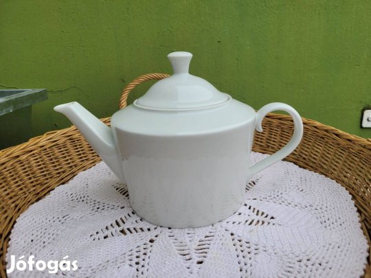 Jelzés nélküli design fehér porcelán teás kanna