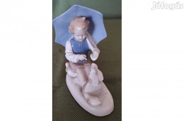 Jelzett Gräfenthal német porcelán Madarakat etető kisfiú esernyővel