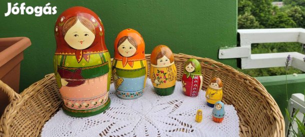 Jelzett, 3. E.B. 7M. Matrjoska baba