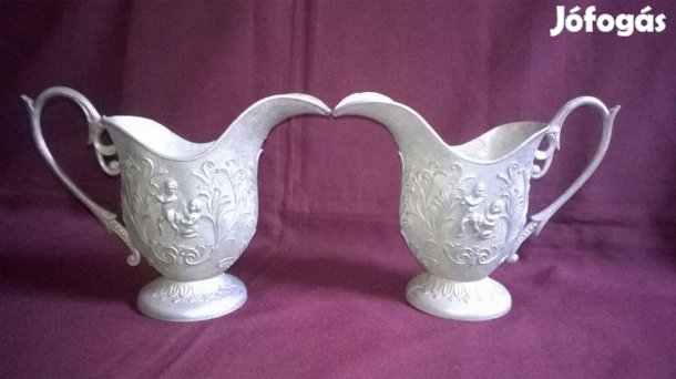 Jelzett , ón borbély kancsó pár - polcdísz