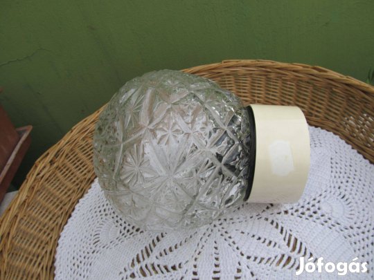 Jelzett, osztrák, gömb üveg búrás mennyezeti lámpa