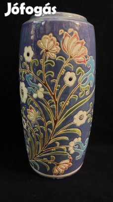 Jelzett kerámia váza