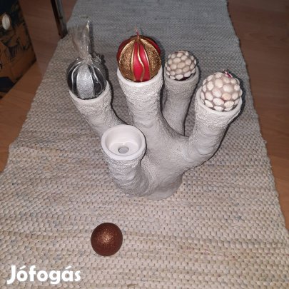 Jelzett korall,kerámia gyertyatartó,asztal,padló dísz.