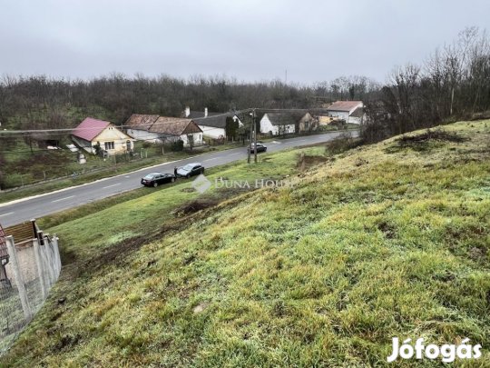 Jenői eladó 1216 nm-es telek