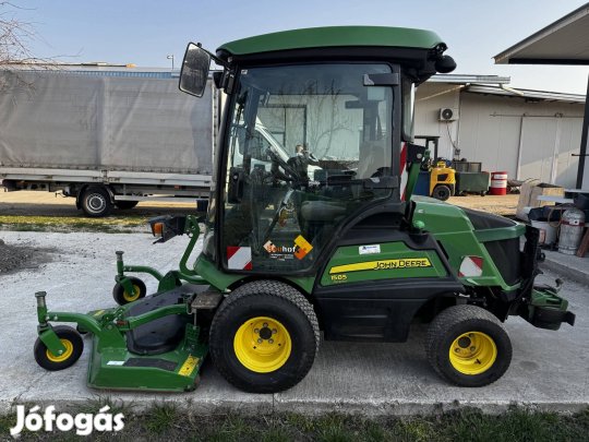 Jhon Deere 1585 fűnyírótraktor, fűnyíró traktor.