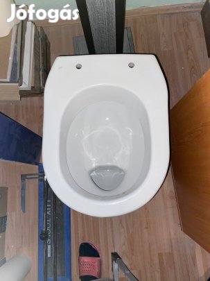 Jika Lyra plus - Álló WC, lapos öblítésű, fehér