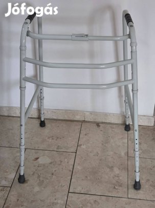 Jó állapotban lévő összecsukható járókeret