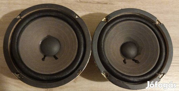 Jó állapotú 4ohm-os 16.5cm-es westra hangszórópár.