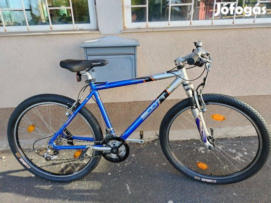 Jó állapotú Scott Cheno ffi 26" aluvázas kerékpár! (34)