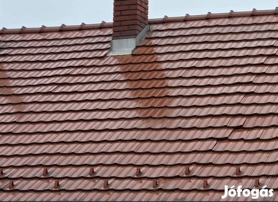 Jó állapotú Tondach Kékes ívelt tetőcserép eladó