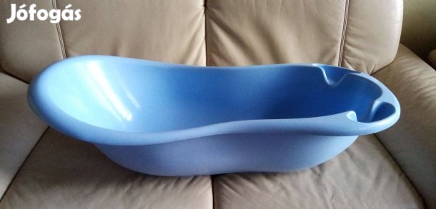 Jó állapotú babakád és tartóállvány