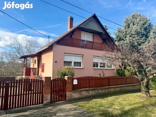 Jó állapotú családi ház Kocson