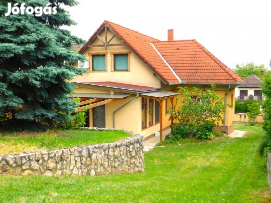 Jó állapotú családi ház a Hévízi tótól 3 km távolságra!