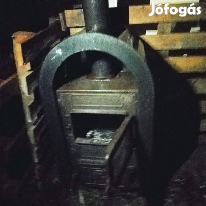 Jó állapotú kandalló eladó