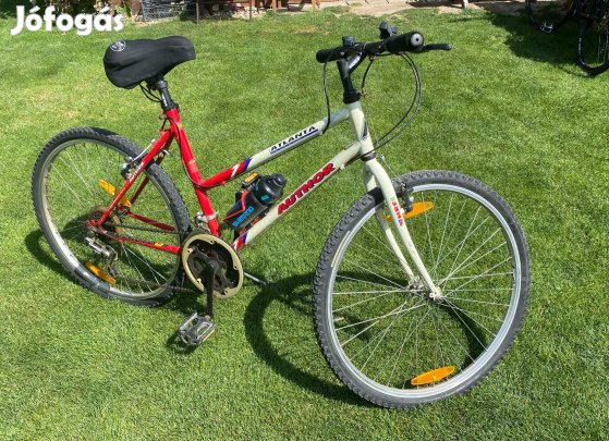 Jó állapotú női kerékpár