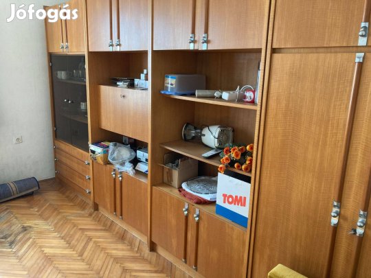 Jo allapotu szekrenysor 4 reszes, dohanyzoasztallal Olcson elado