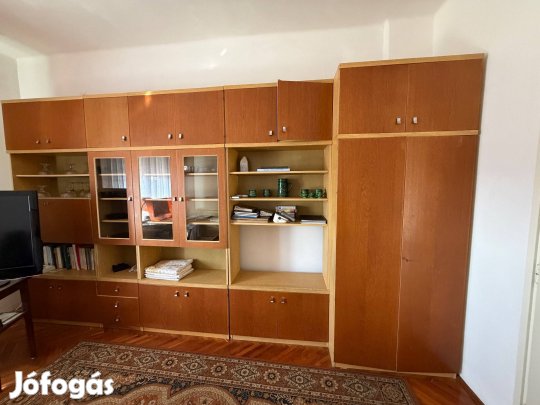 Jó állapotú szekrénysor eladó