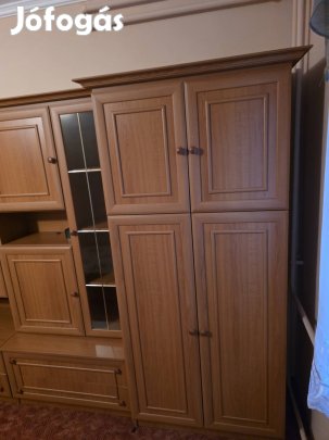 Jó állapotú szekrénysor eladó!