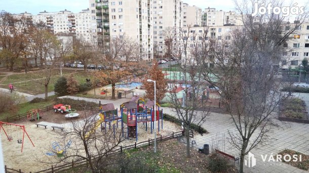 Jó ár!!!!Befektetésnek,családi otthonnak Debrecen Vénkert