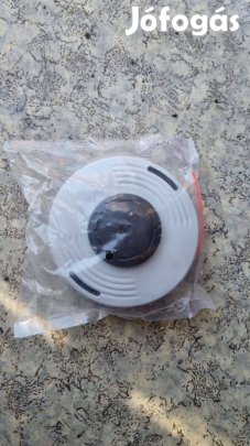 Jó minőségű damilfej 12mm x 1,5mm méretbe Stihl motoros fűkaszákra