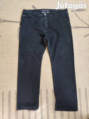 Jó minőségű férfifarmer