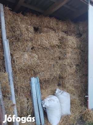 Jó minőségű kis kockabála búzaszalma eladó