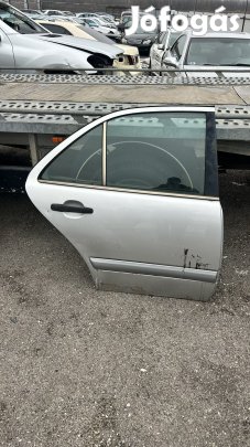 Jobb hátsó ajtó rozsdamentes A2107302405 eladó