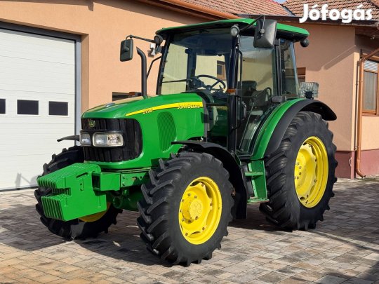John Deere 5720 traktor