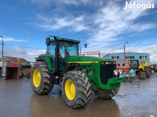 John Deere 8300 traktor