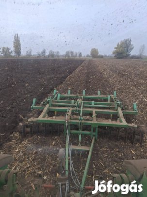 John Deere Chisel. Grúber eladó!