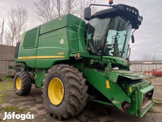 John Deere W650 kombájn
