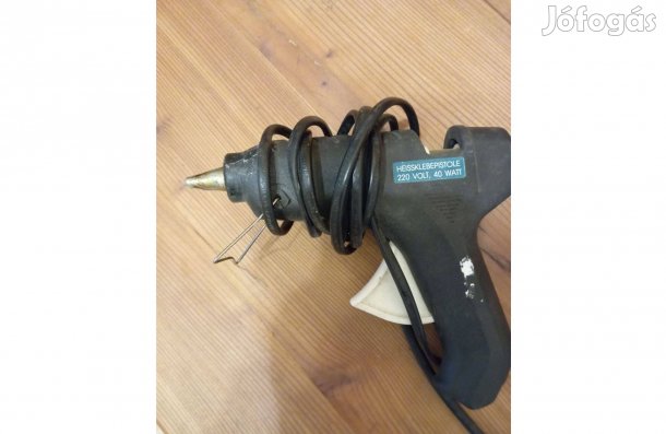 Jól működő ragasztó pisztoly + több rúd ragasztó1800 Ft Bp. 3. ker