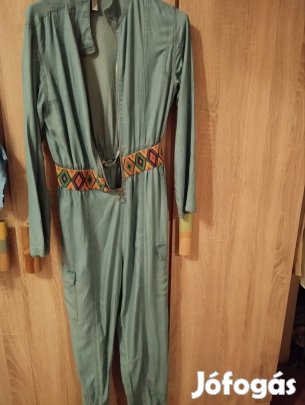 Jön a nyár egy szép színes ruha.