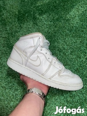 Jordan 1 mid tripple white 40